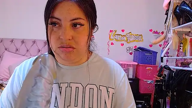 Chat +18 de lanaqueen699 ao vivo