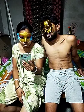 Hot_Urvashi_'s Live XXX Chat