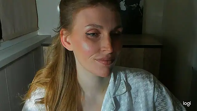 JuliaMuuun Live XXX-Chat