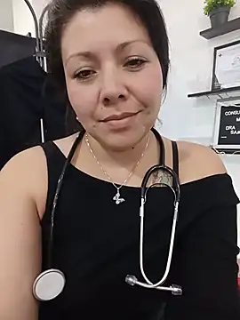 SARA_21-'s Live XXX Chat
