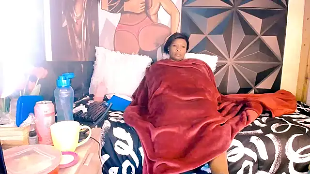 Ebonyfancyface Chat XXX in diretta