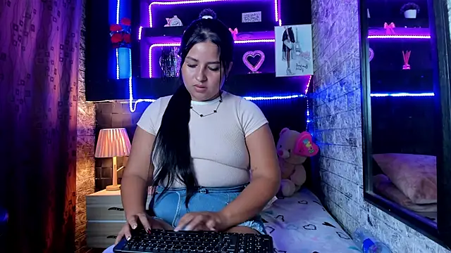 LunaaBennettn Live XXX chat