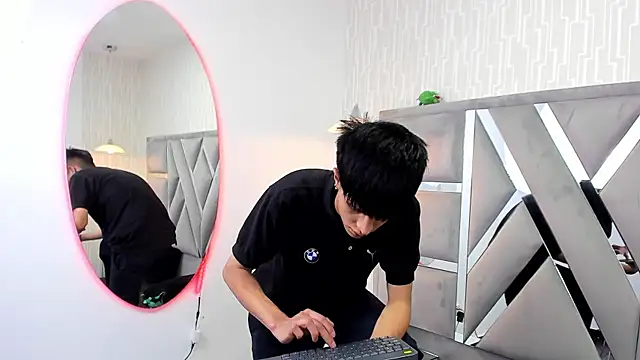 MikeHunteer – Live XXX-chat