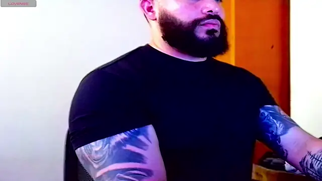 Онлайн чат XXX Vince_Reynolds