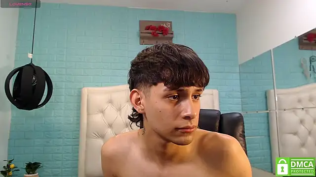 DraxBlade09 Live XXX Chat