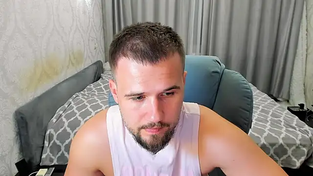Vladik_b Adlı Modelin Canlı XXX Sohbeti