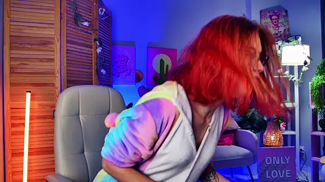 SeraphineDuskryn Chat XXX in diretta