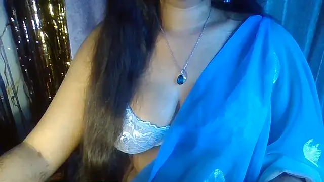 Yashika_Love_ Chat XXX in diretta