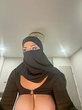 Amberonee31 라이브 XXX 채팅