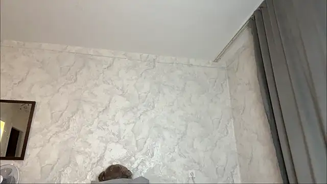 XXX chat uživo modela Rosalielue