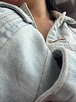 XXX chat uživo modela Sara_fun