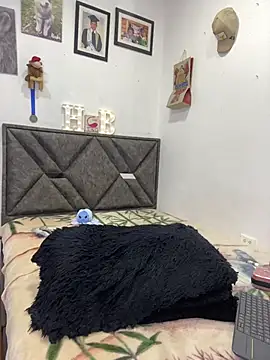 XXX chat uživo modela Kael_Nova