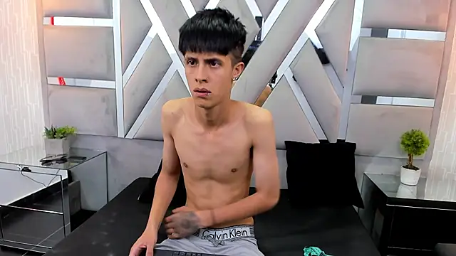 Chat XXX ao vivo de MikeHunteer