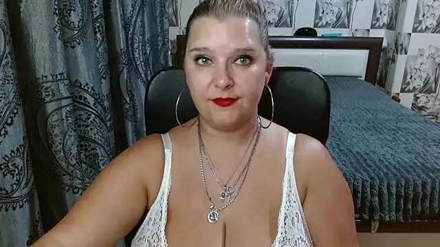 Boolochka live XXX chat