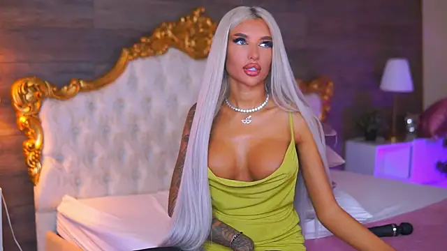Juicy_Jessye: онлайн-секс-чат