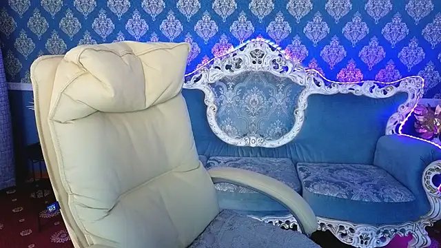 KatrinMilly Chat XXX live