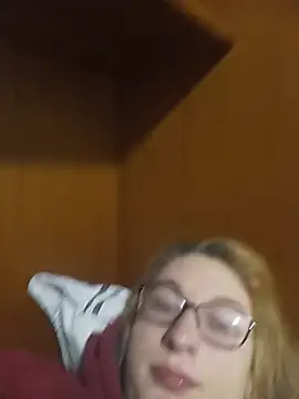 bolzanibruna Chat XXX live