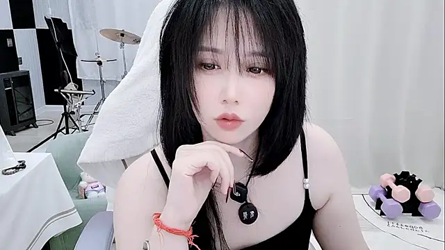 Evangelin-e's Live XXX Chat