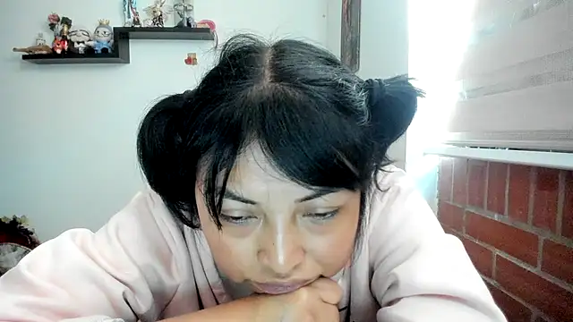 Shaddycute_'s Live XXX Chat