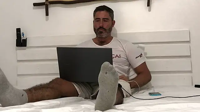 Chat XXX ao vivo de victor_chat