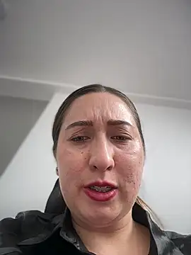 Czat XXX na żywo – suzy-111