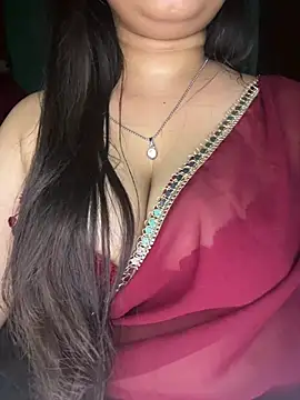 XXX chat uživo modela Curvy_Angle