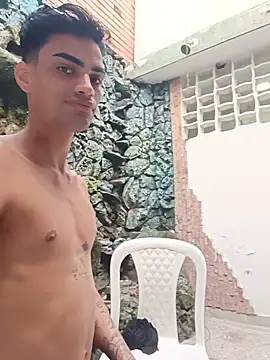 Limitless_boyn Live XXX chat