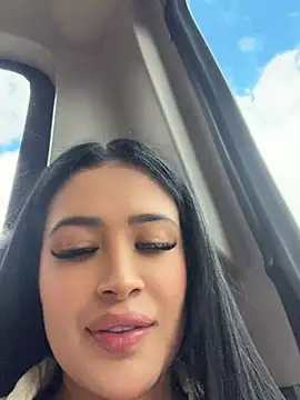 Sara_fun élő XXX-chatje