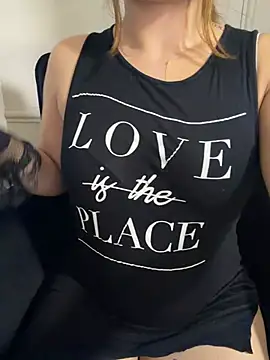 Tasty_LushDesire Chat XXX live