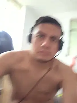 Cesarlatino96 – webcam-show