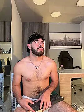 DomBoy_: онлайн-секс-чат