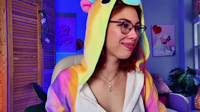 Chat XXX en directo de SeraphineDuskryn