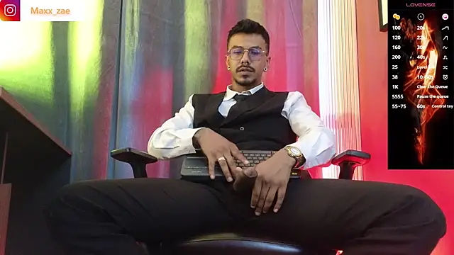 Czat XXX na żywo – Latinmoster_boss