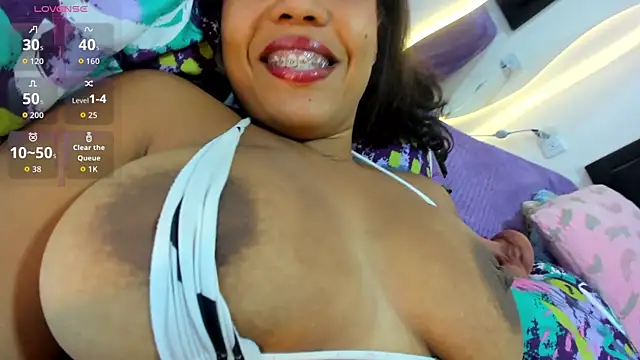 Chat +18 de BustyGlow ao vivo