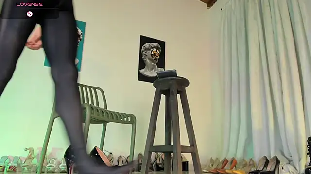 ArchieCollins Live XXX-chat