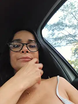 CataleyaRusso XXX чат на живо