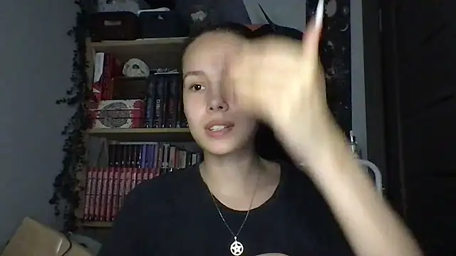 Yuna5343 XXX чат на живо