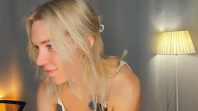 Živý XXX chat DianeHonnette