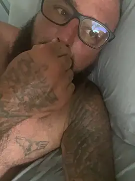 alphareign85's Webcam Show