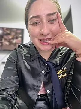 suzy-111's Webcam Show