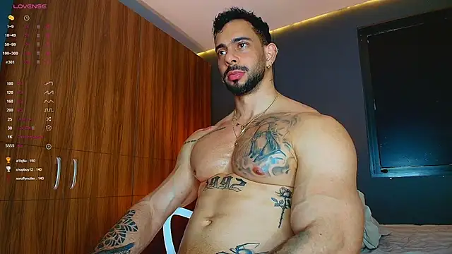 Chat +18 de massimo_visconti ao vivo