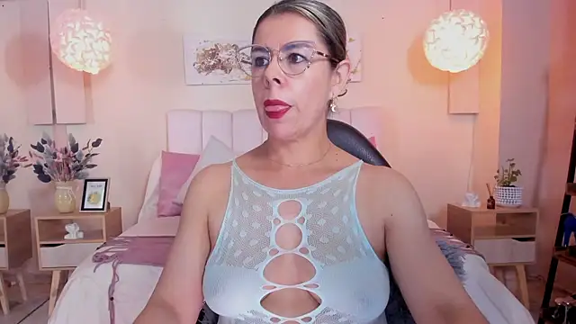 RamonaSimonsn Live XXX chat