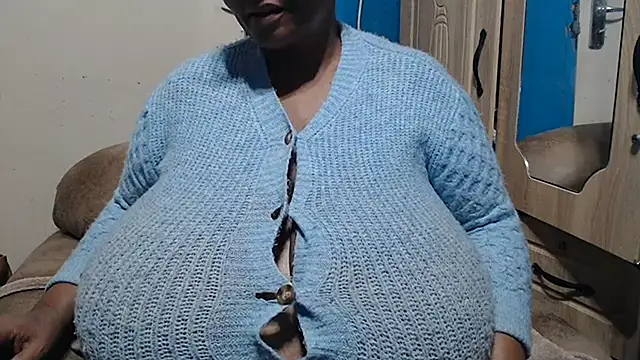 Chat XXX Live CUTEFIRMMELONSS