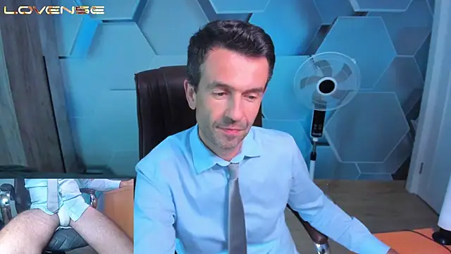 Chat XXX Live SteveTiger