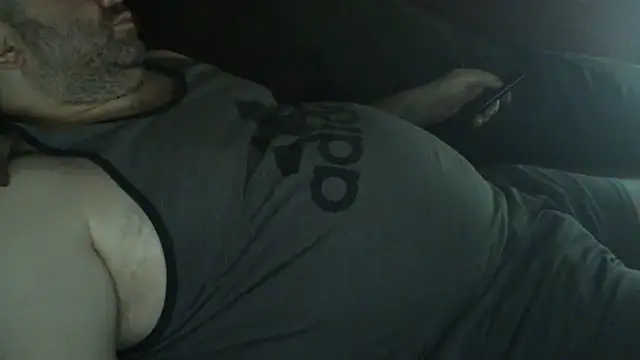 immikew1975's Live XXX Chat