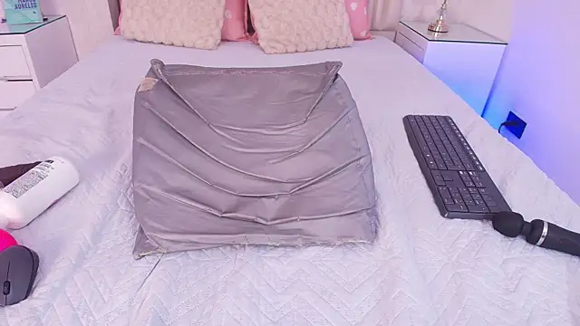 alanarose18's Live XXX Chat