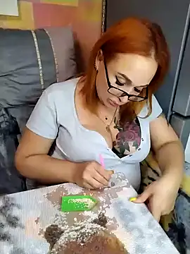 XXX chat uživo modela Very_sly_fox