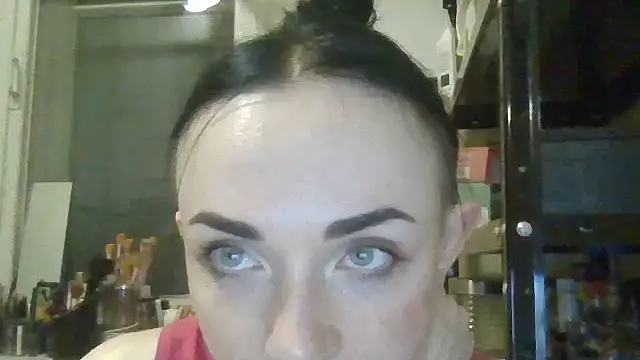 Chat XXX en directo de Trinsy_Love