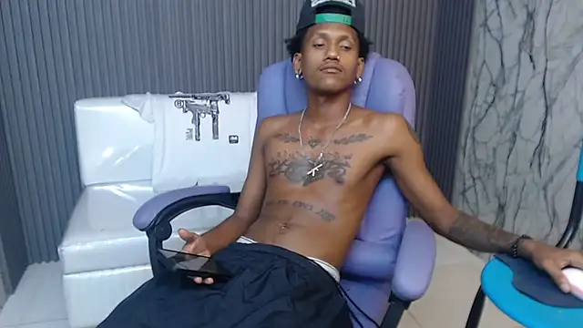 ManSant Live XXX-Chat
