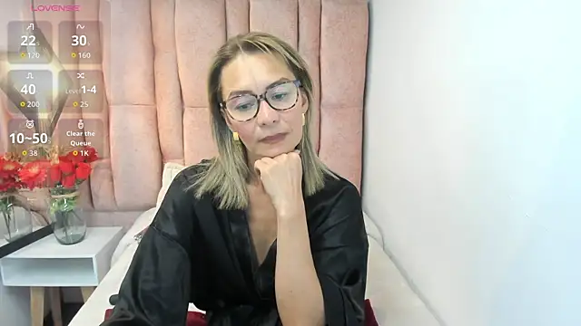 Issa_Milf__ 라이브 XXX 채팅